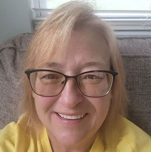 Meet your Posher, Sharon